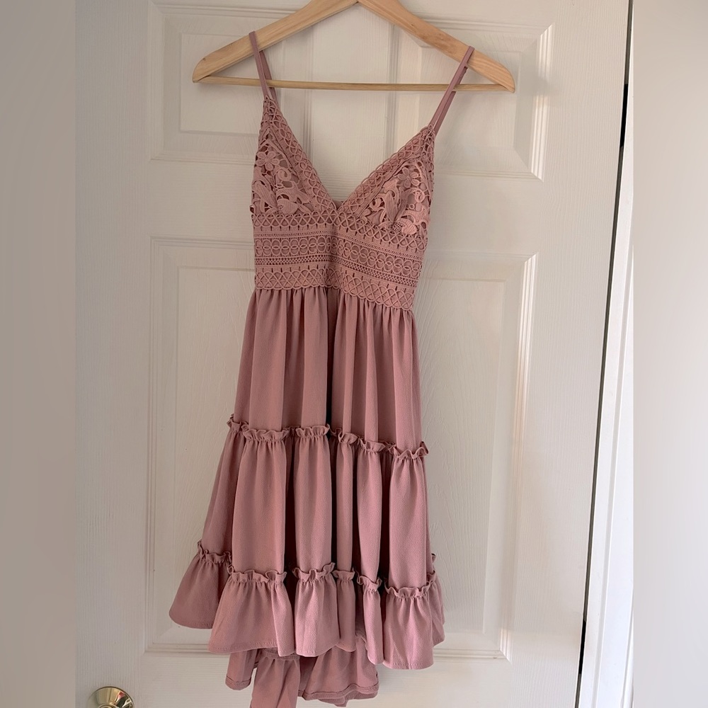 Hello Molly mauve colored dress.  Size S.  Never worn.  Tags still on.